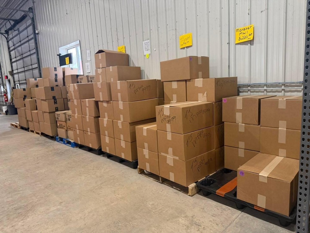 🔥 Deluxe Mystery Box – Brand New Liquidation Items Bundle