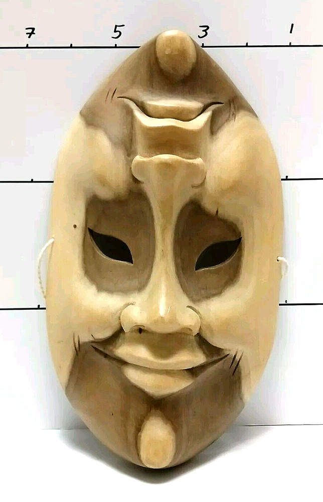 Drama Mask; Wood; Hand-made