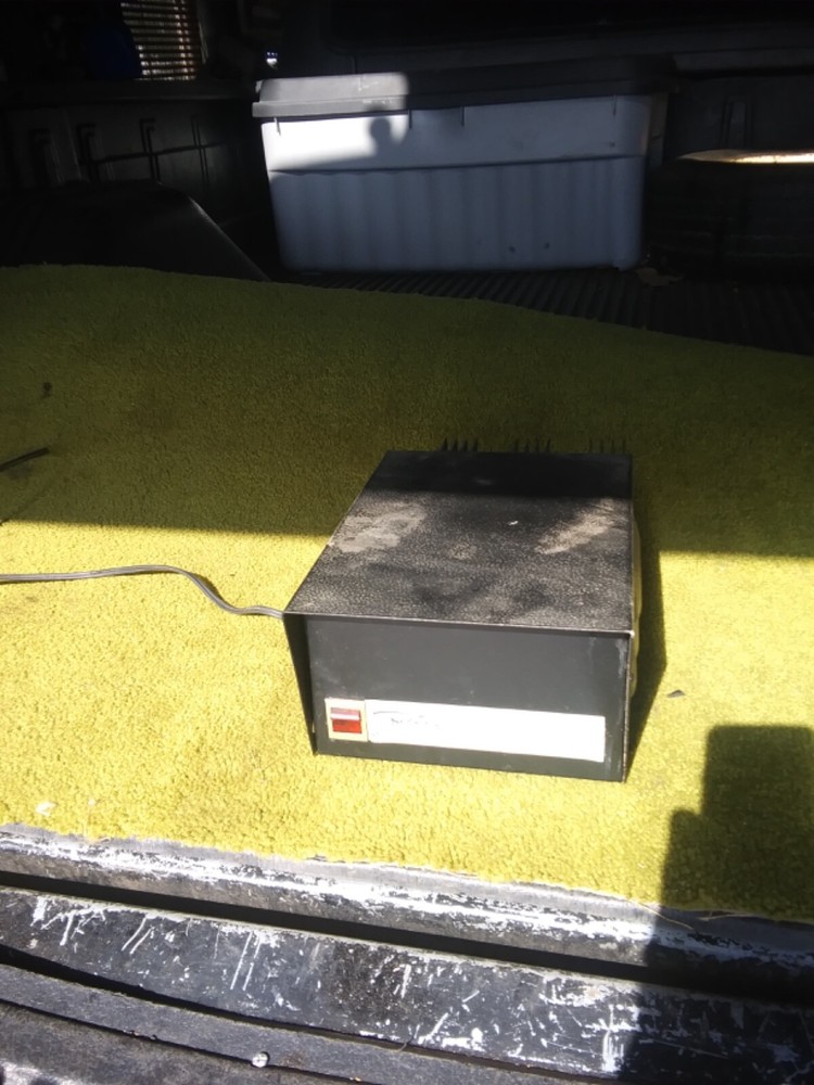 Regency P1412 regulated power supply, 120 to 12 volt