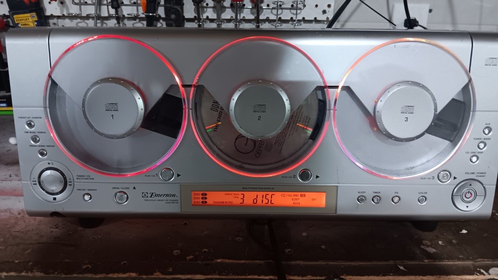 Emerson MS3103 Triple-Play Linear 3CD Changer Plays With Issues (Read)