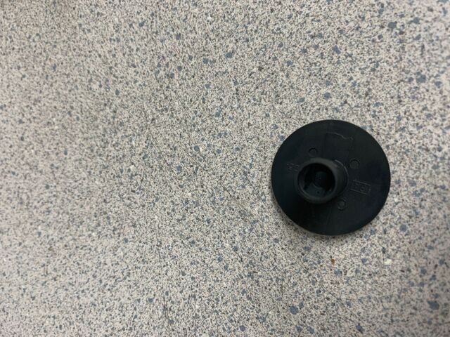 Genuine GM Multi-Purpose Retainer 22588415