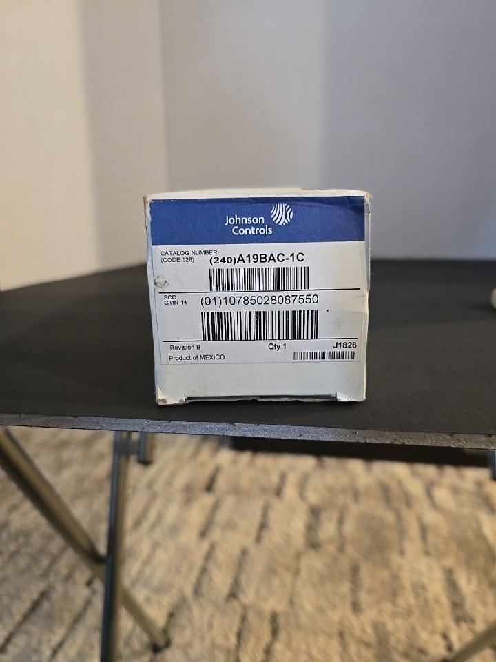 A19BAC-19 Space Thermostat , Line Voltage