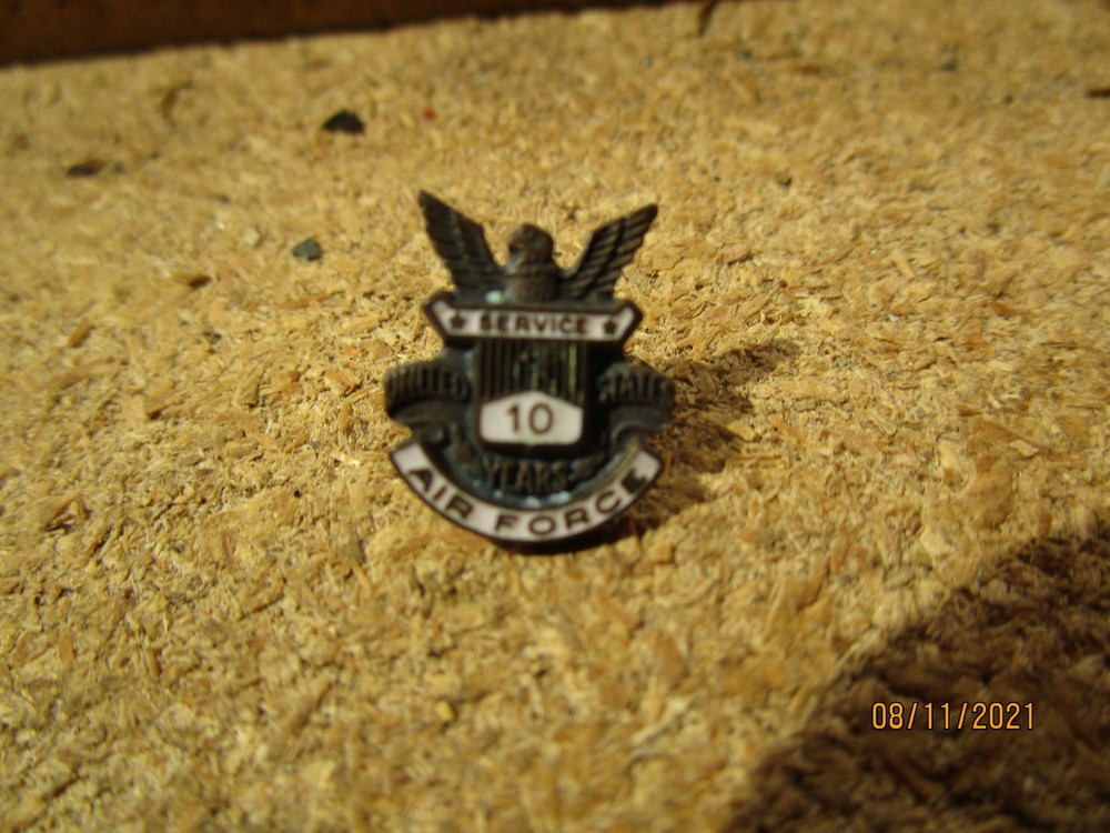 US Air Force Service Pin 10 Years
