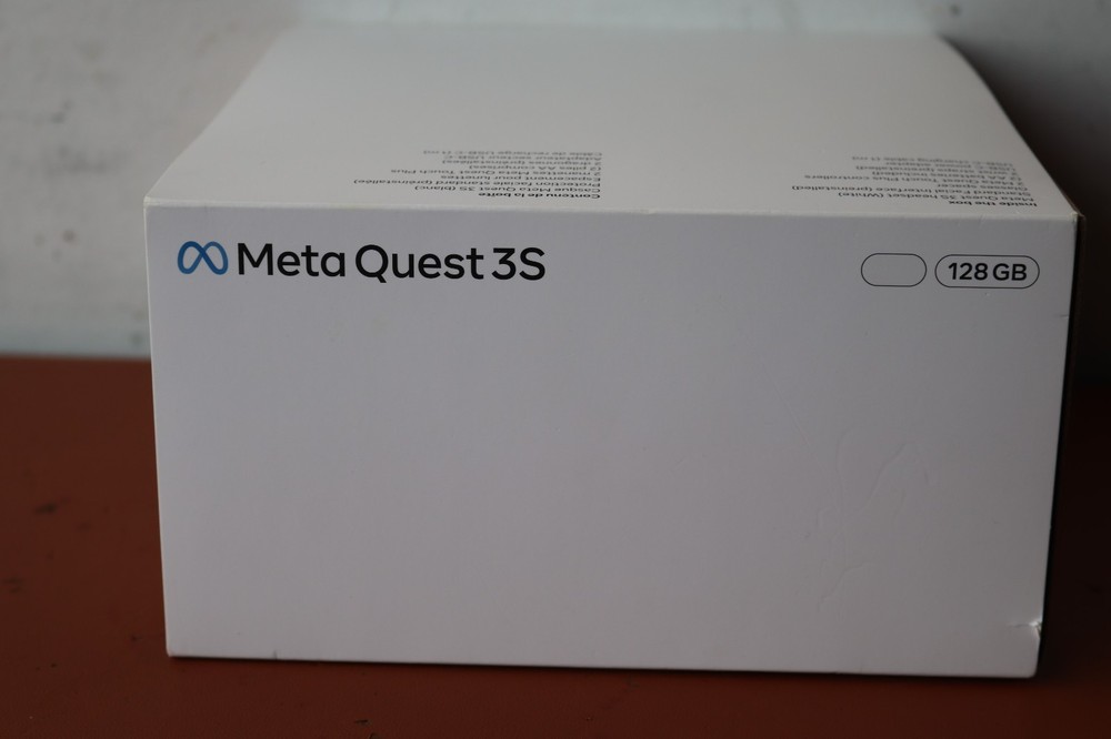 Meta Quest 3S 128GB VR Headset