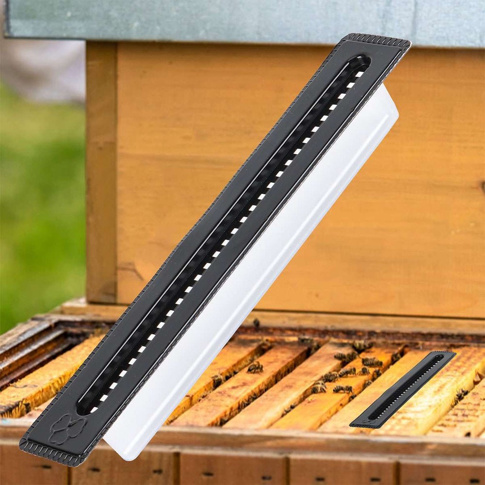 30Pcs Black Small Bee Hive Beetle Blaster Beehive Beetle Trap Beekeeping Tools