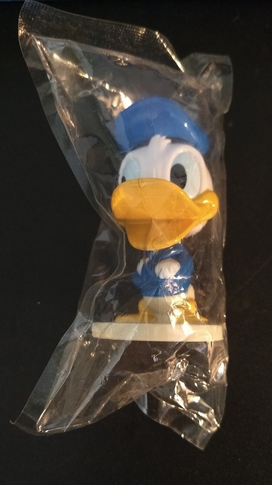 Cereal Toy Kellogg's Donald Duck Bobblehead Figure