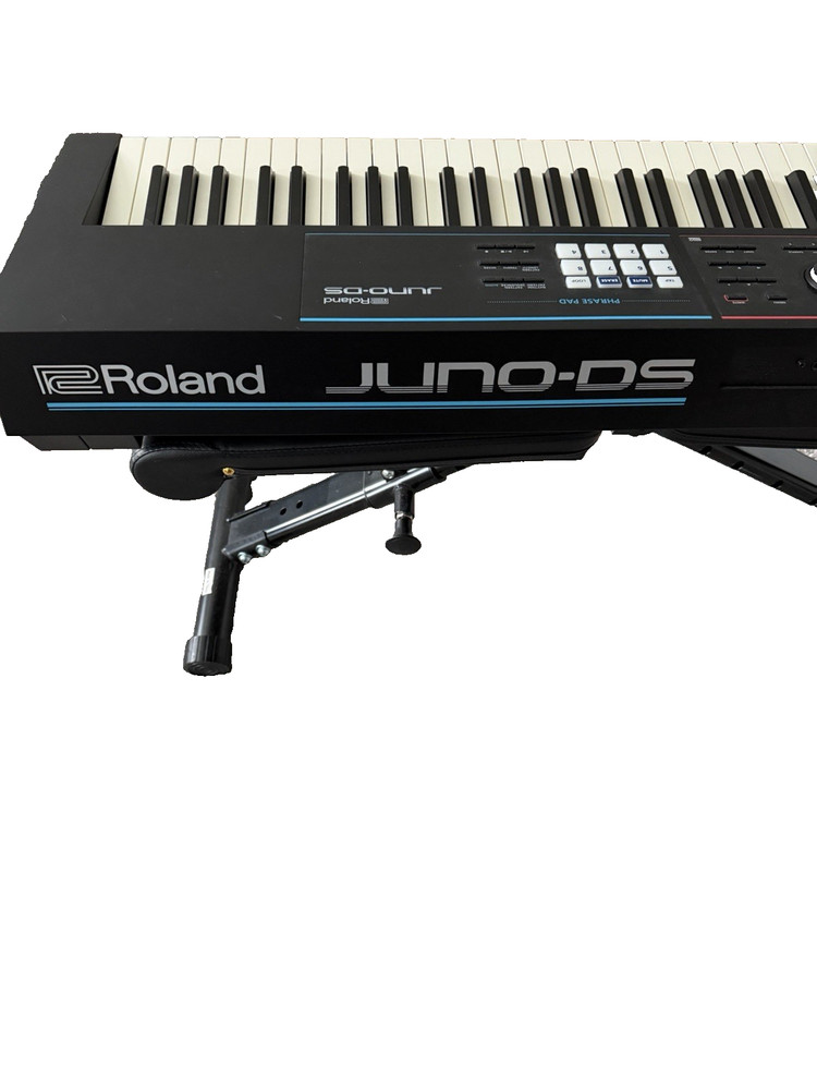Roland JUNO-DS88 88-Key Synthesizer