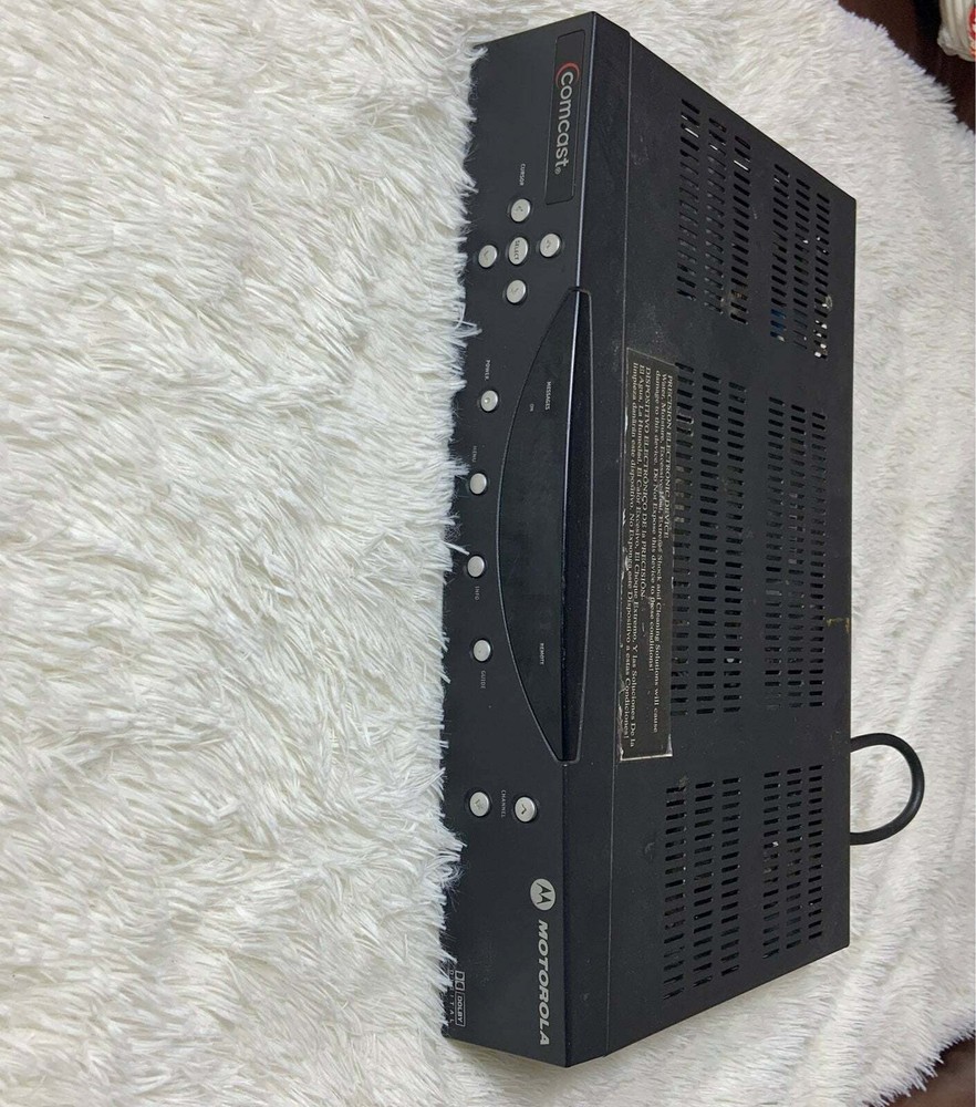 Comcast Motorola DCT2524 -M Dobly