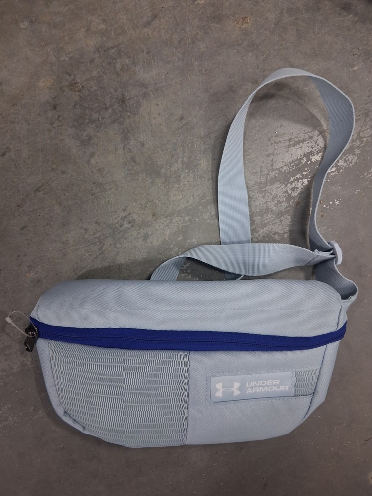 under armor waist bag looking for a home