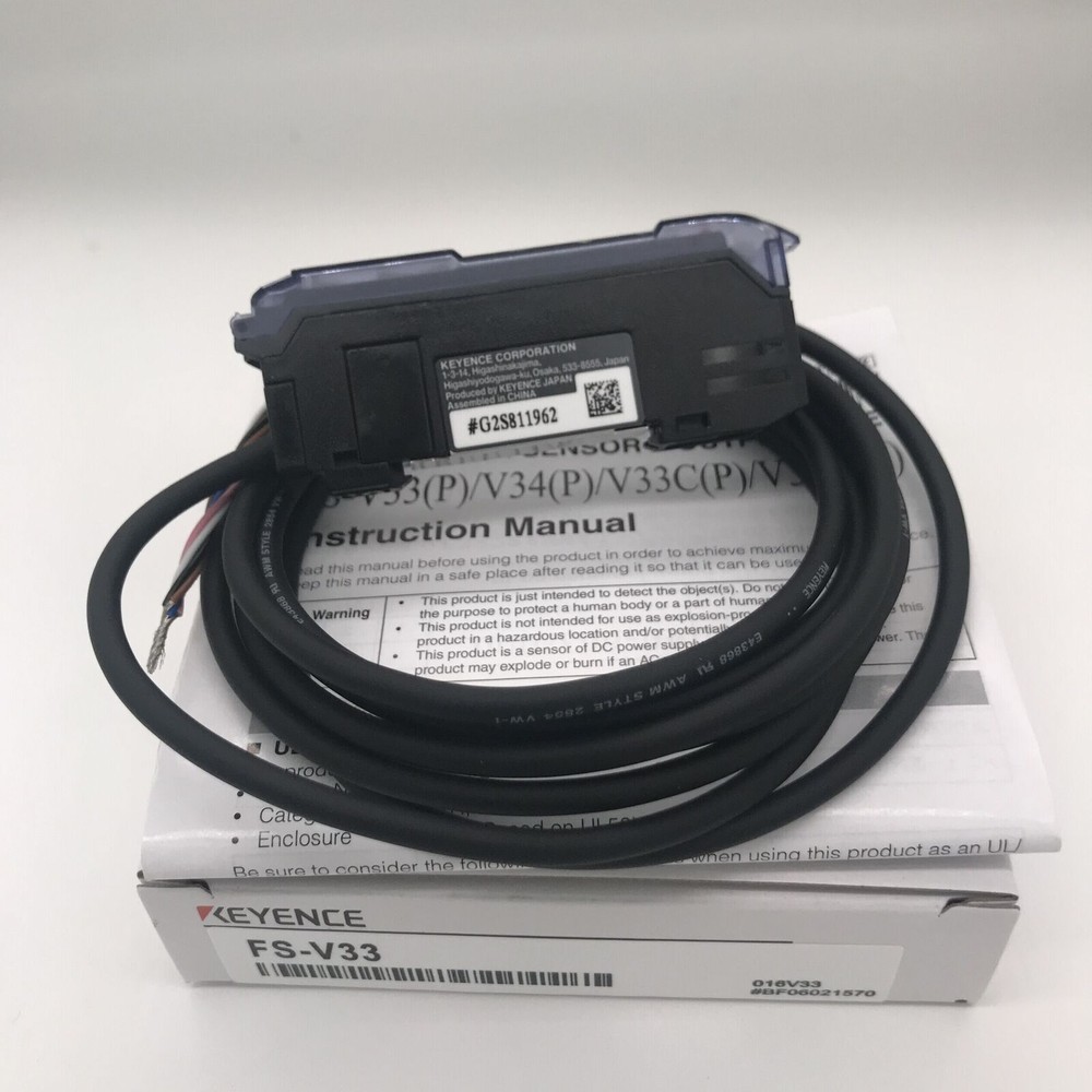 KEYENCE FS-V33 Digital Display Fiber Amplifier New