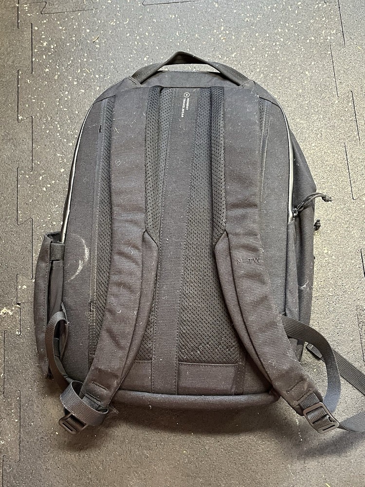 M-TW Moment 17L Everything Backpack Black