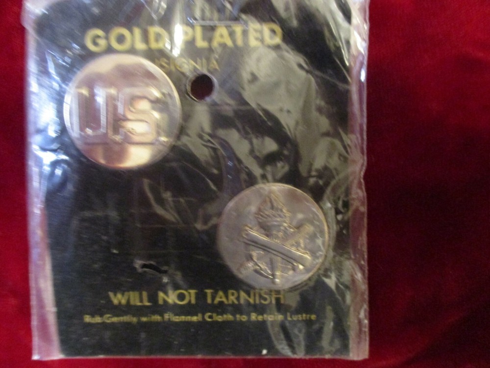 U.S Army Uniform Insignia Set