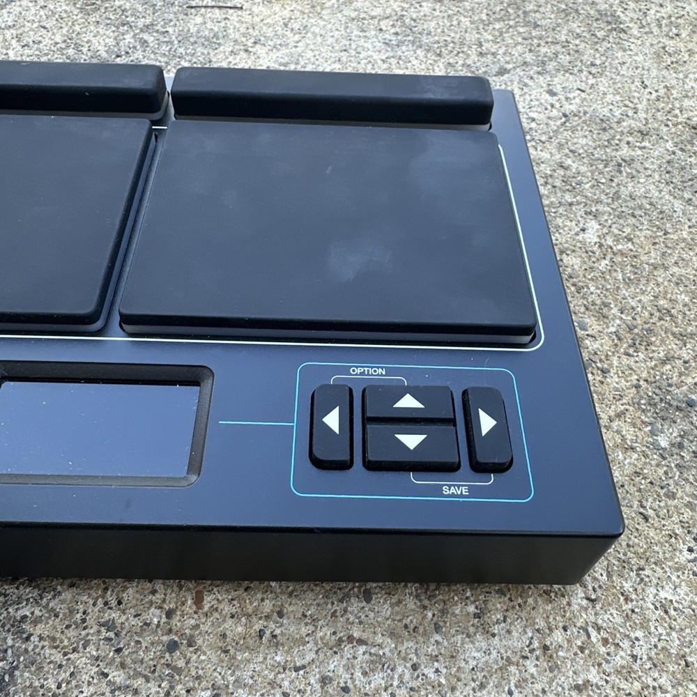 Alesis SAMPLEPAD 4 Pad Percussion and Sample Triggering