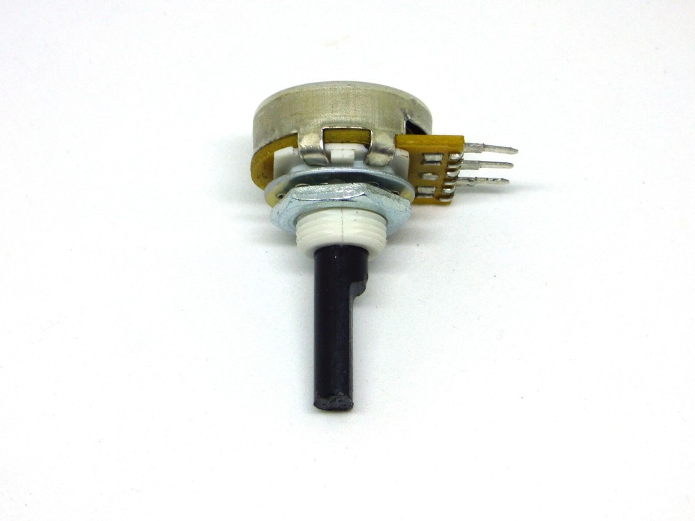 Commodore 64 VIC 20 Paddle Controller Potentiometer Repair Jittering Paddle