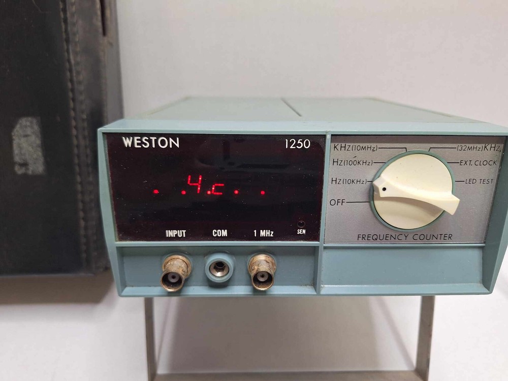 Weston 1250 Frequency counter