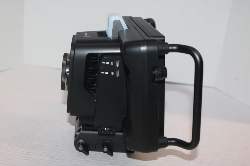 Blackmagic Design Studio Camera 4K Plus
