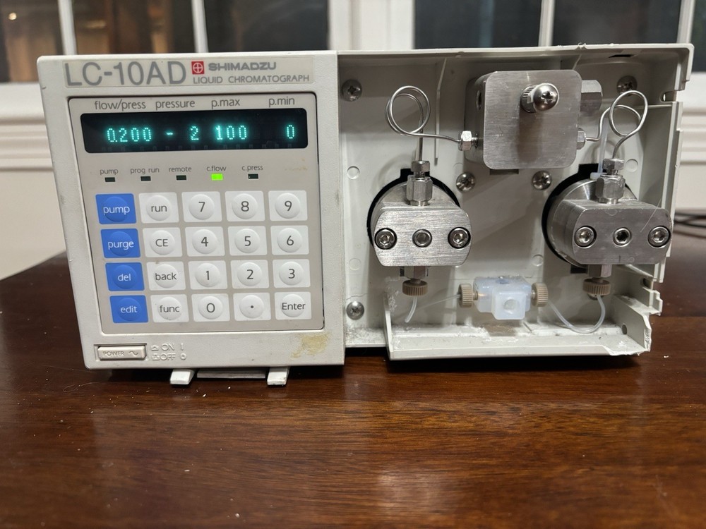 Shimadzu LC-10AD Liquid Chromatograph