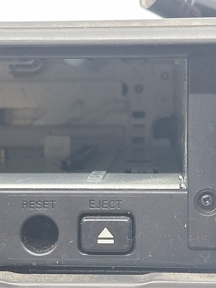 Panasonic Car Audio CD 6 Disc Changer DP600 Trunk Unit Mo. CX-DP600EUC Untested