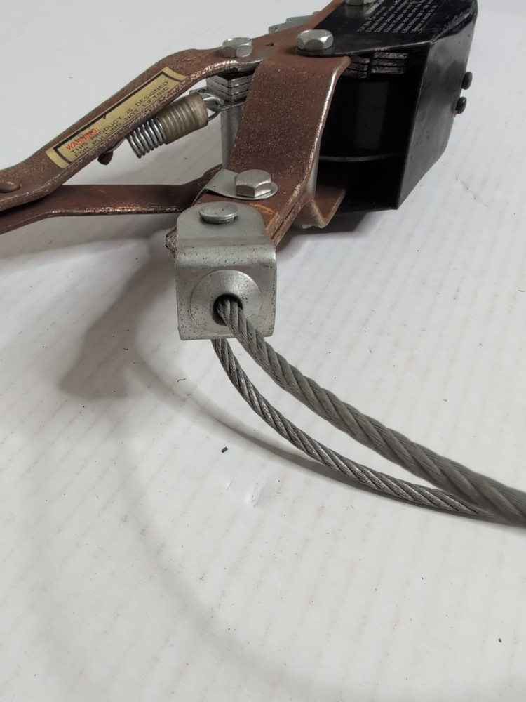 Mini Hand Puller Heavy Duty Winch Pull Hoist Come Along Cable 2 Hooks