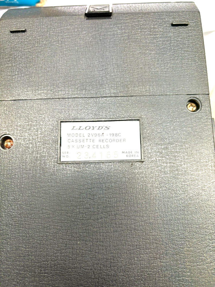 LLOYD'S Automatic Lever Control Cassette Recorder Model 2V96A-198C