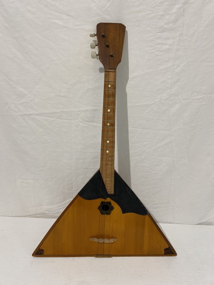 Russian Mandolin Handmade Production