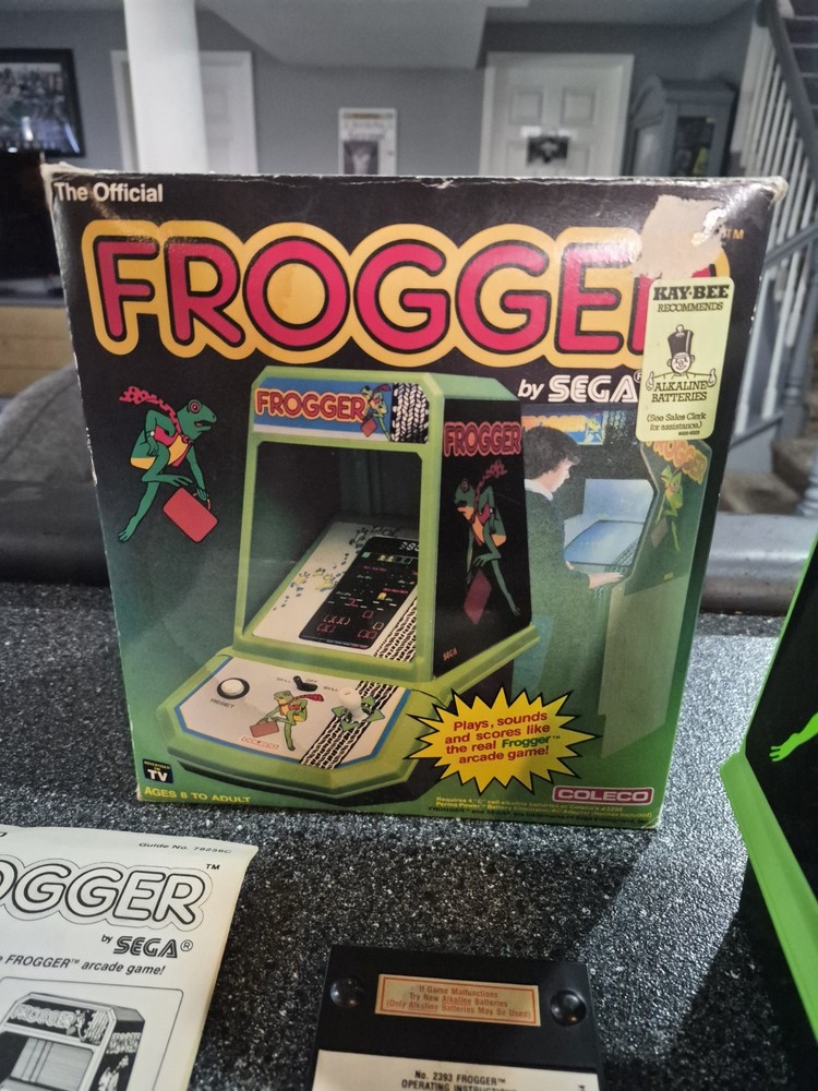 1982 FROGGER COLECO Tabletop Arcade Game ALL ORIGINAL BOX MANUAL WORKING