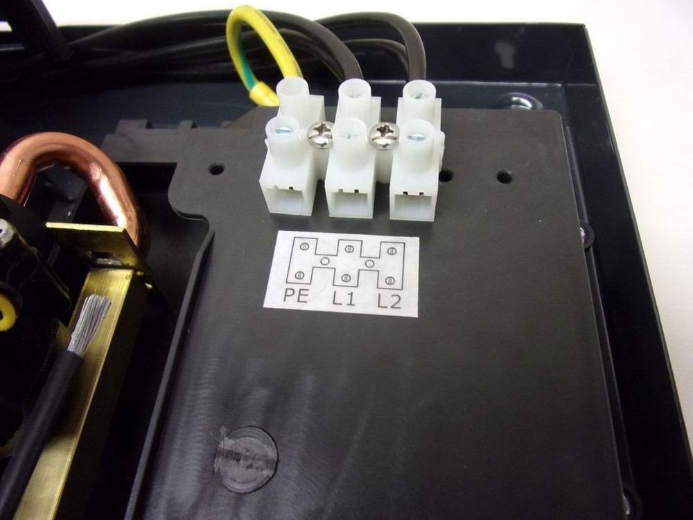 Hicon Nova Tempt Instant Water Heater, 12 kW, 2x240 VAC 50-60 Hz