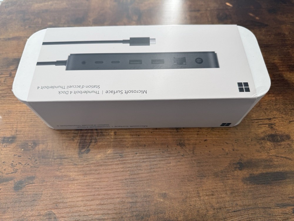 Microsoft Surface Thunderbolt 4 Dock - Black (T8H-00001)