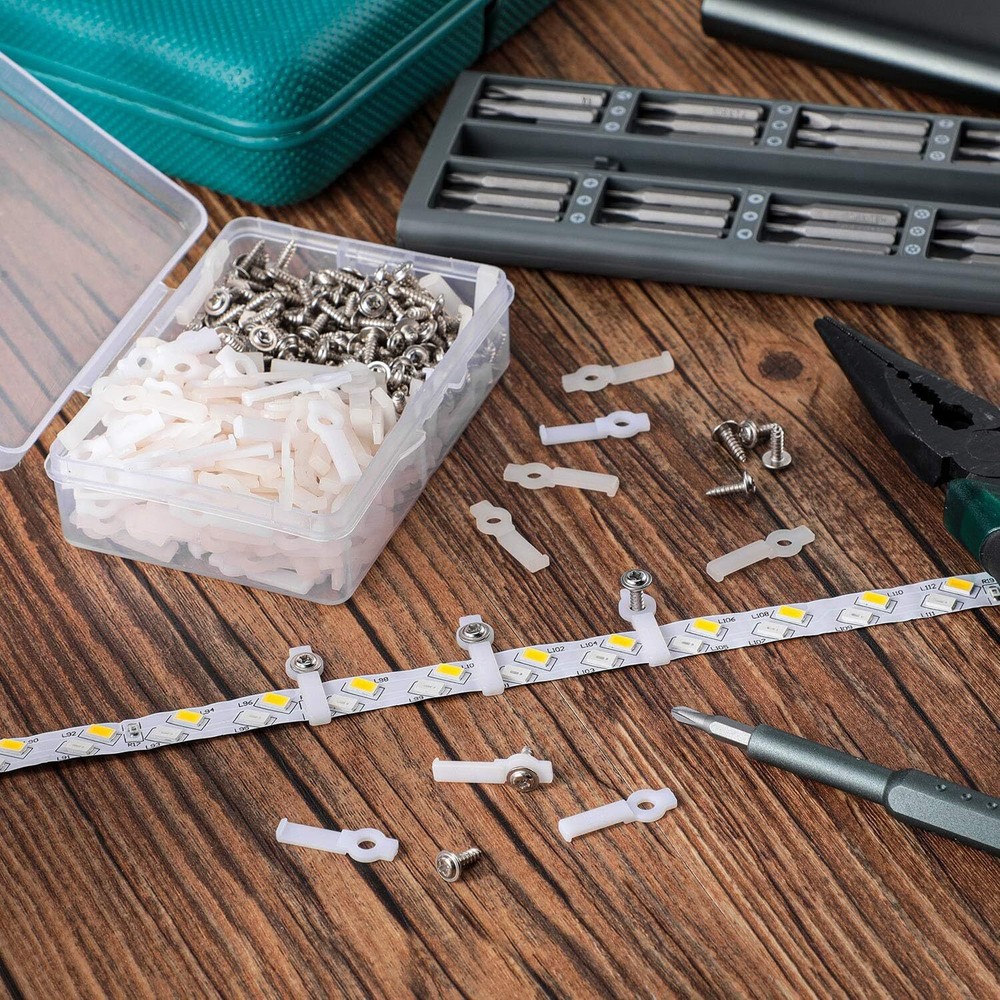 Mudder 300 Pieces LED Mounting Clips Bracket Strip Light White