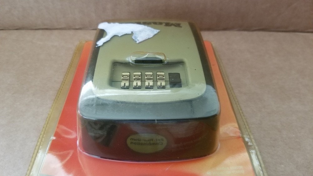 Master Lock 5401D Wall Mounted Access Key Storage , NOS