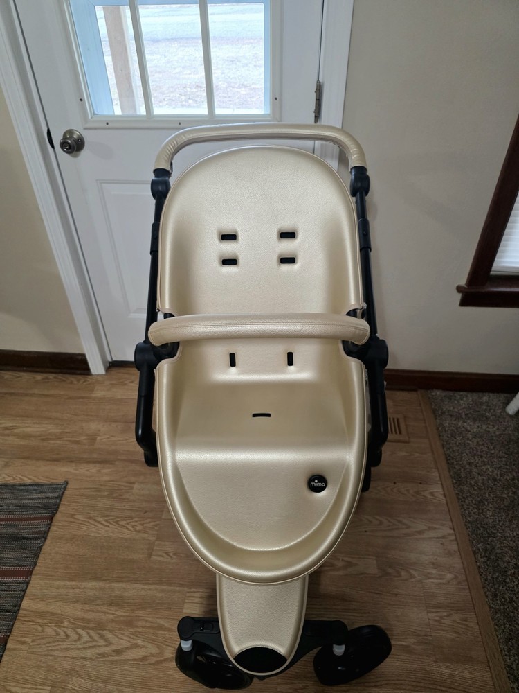 Mima Xari 4G Stroller with Basinet and Seat
