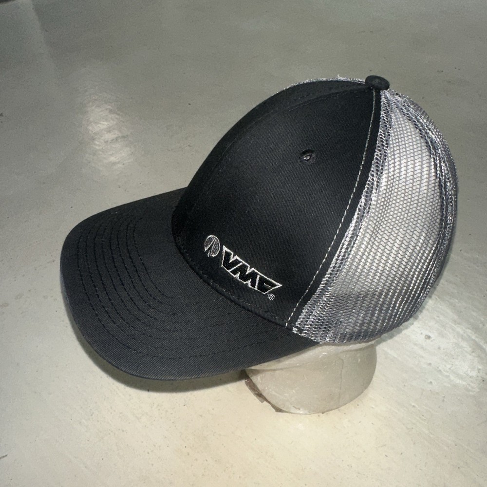 VMC Fishing Hooks Black Trucker Hat Adjustable Snapback Structured Gray Mesh