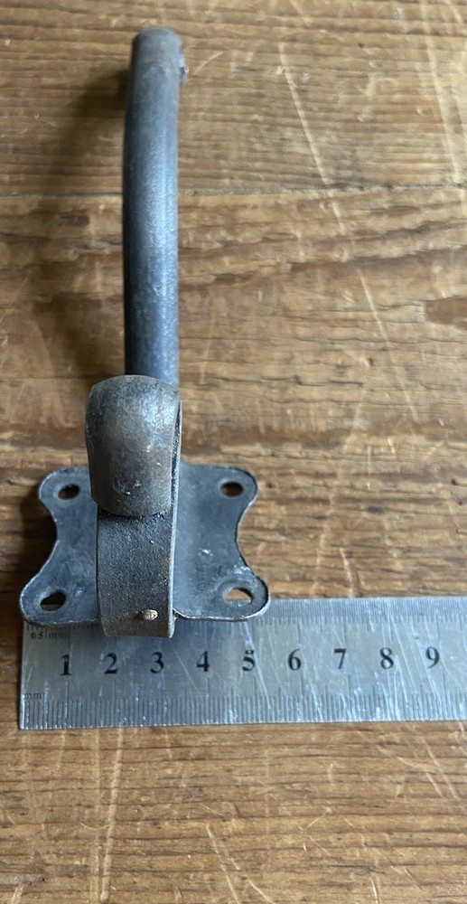 Old vintage Metal school Hook