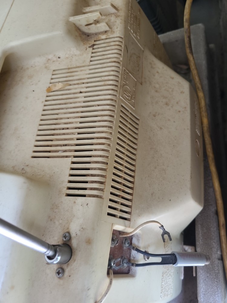 Vintage 1977 Sears Solid State TV