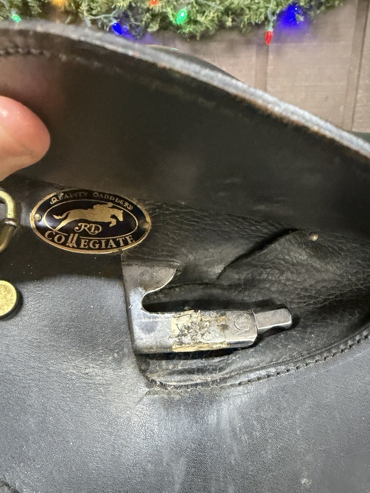 Colligate Hunt Saddle 18” Seat Black