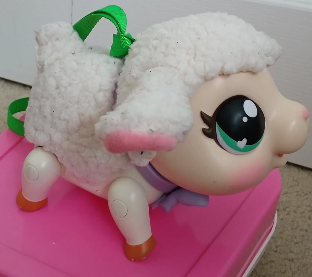 Litrle Live Pets Snowy Lamb Interactive 25 Sounds  Walking Dancing And Singing
