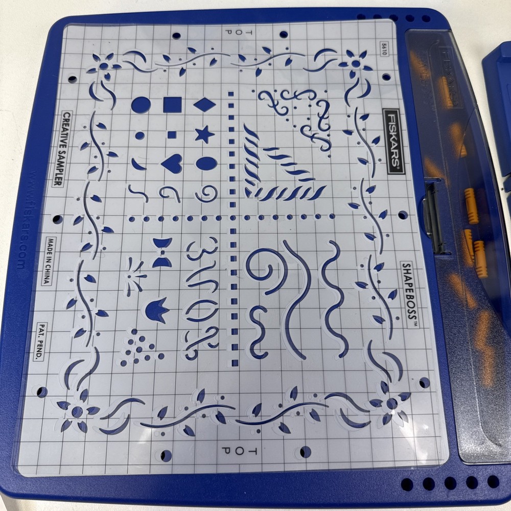 Fiskars Shape Boss Ultimate Embossing System Texture Plates Lot Card Making Mat