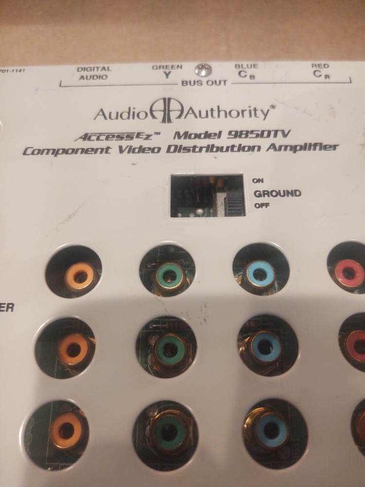Audio Authority Access EZ Component Video Distribution Amplifier 9850TV s7