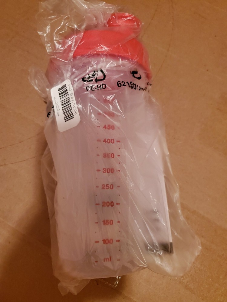 Tupperware Quick Shake Container