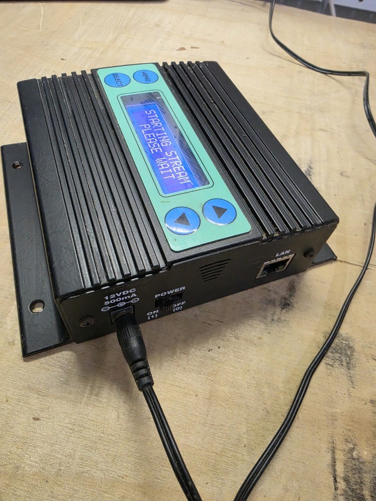 iLink LCD SO INTERNET LOADABLE MESSAGING, Model#ILINK-SO-2GB with Power Adapter