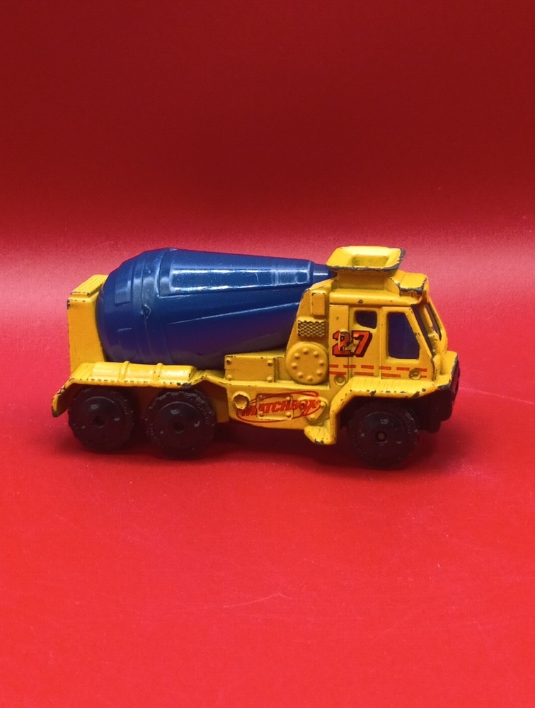 2000 Vintage Matchbox  Cement Mixer Yellow and Blue