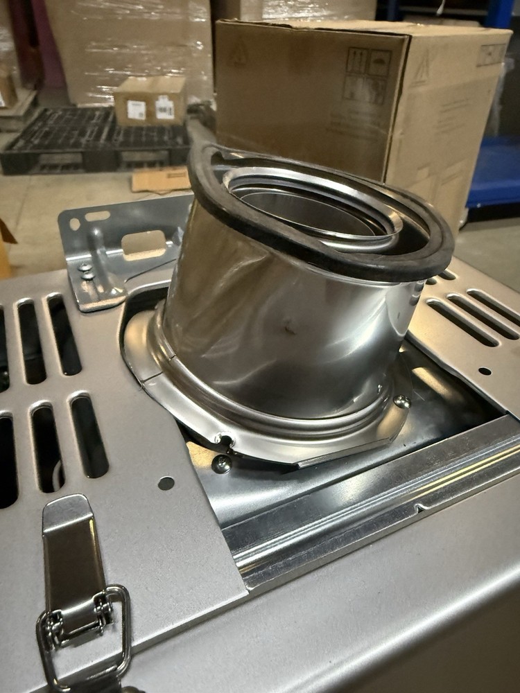 SEE NOTES Rinnai RE160iN Indoor Tankless Water Heater Natural Gas 160K BTU