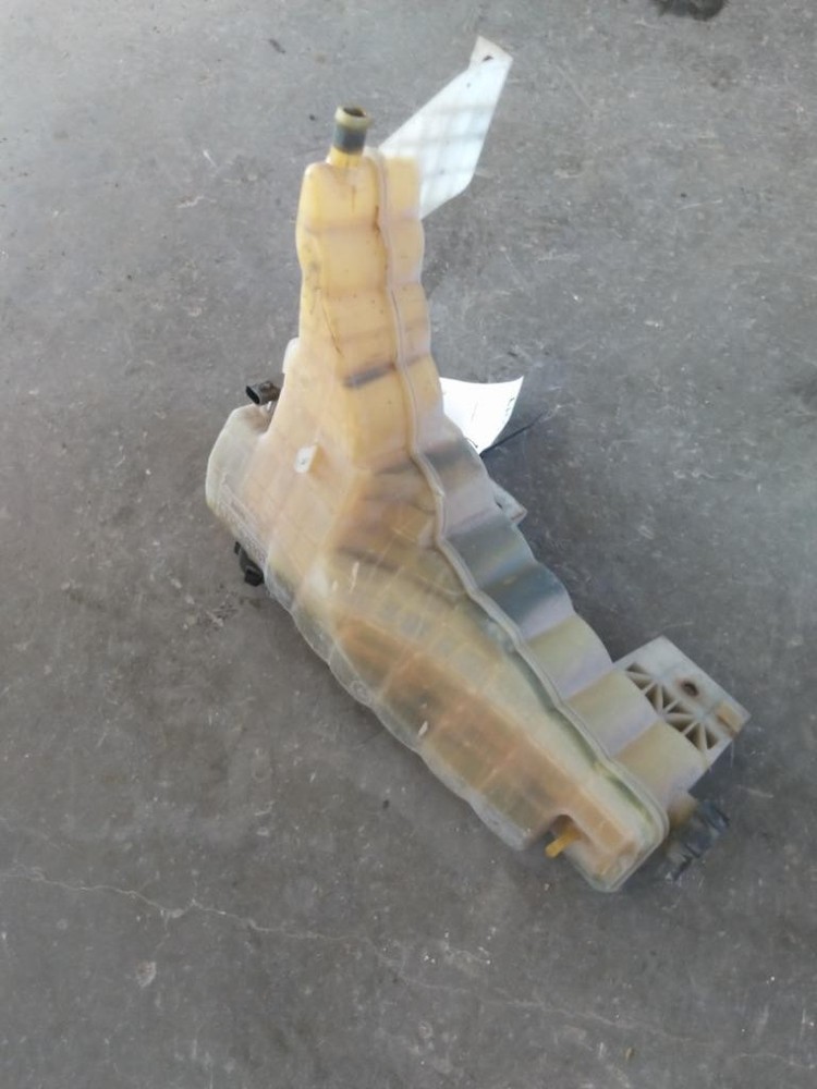 For 2016 PETERBILT 579 RADIATOR OVERFLOW TANK , MN