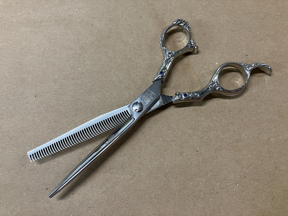 Kenchii Beauty Evolution 46 Tooth Hair Shear