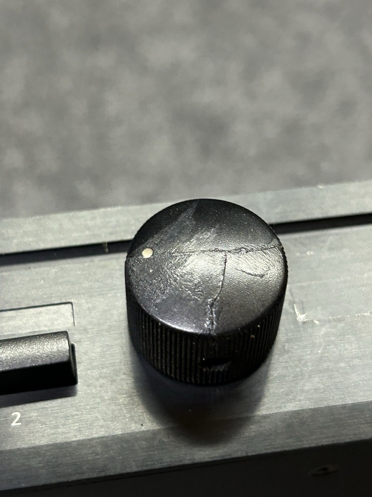 NILES SVL-4 SPEAKER SELECTION VOLUME CONTROL SYSTEM SPEAKER 1-4 AMPLIFIER