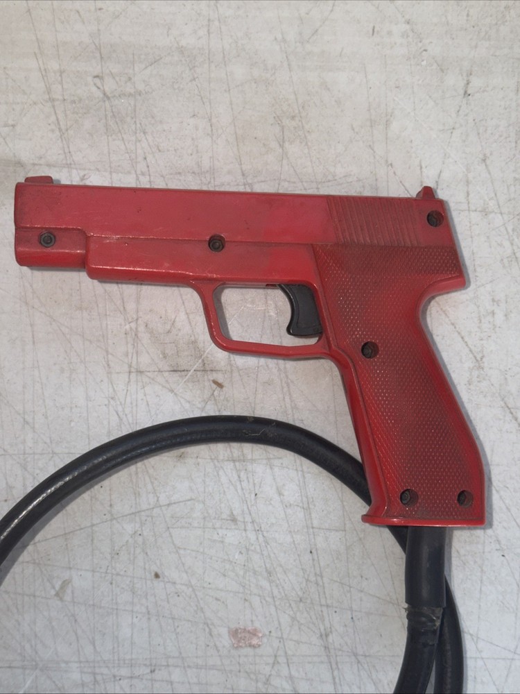 Suzo Happ Optical Arcade Game Light Gun Red Untested