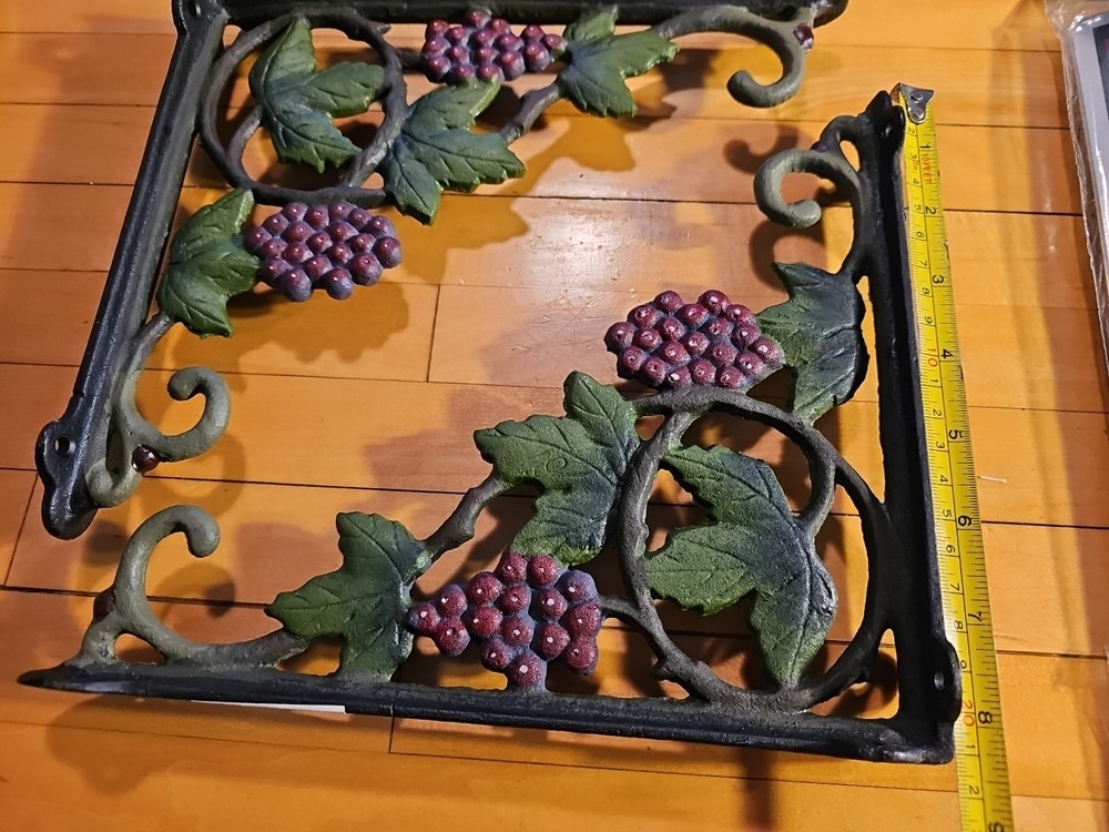 2 Heavy Cast Iron Shelf Bracket Grape Leaf Heavy Cast Iron