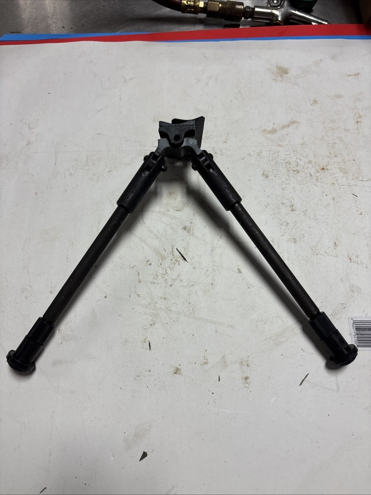 B-Square Bipod System No Mounting Bracket Lower Only Works Good