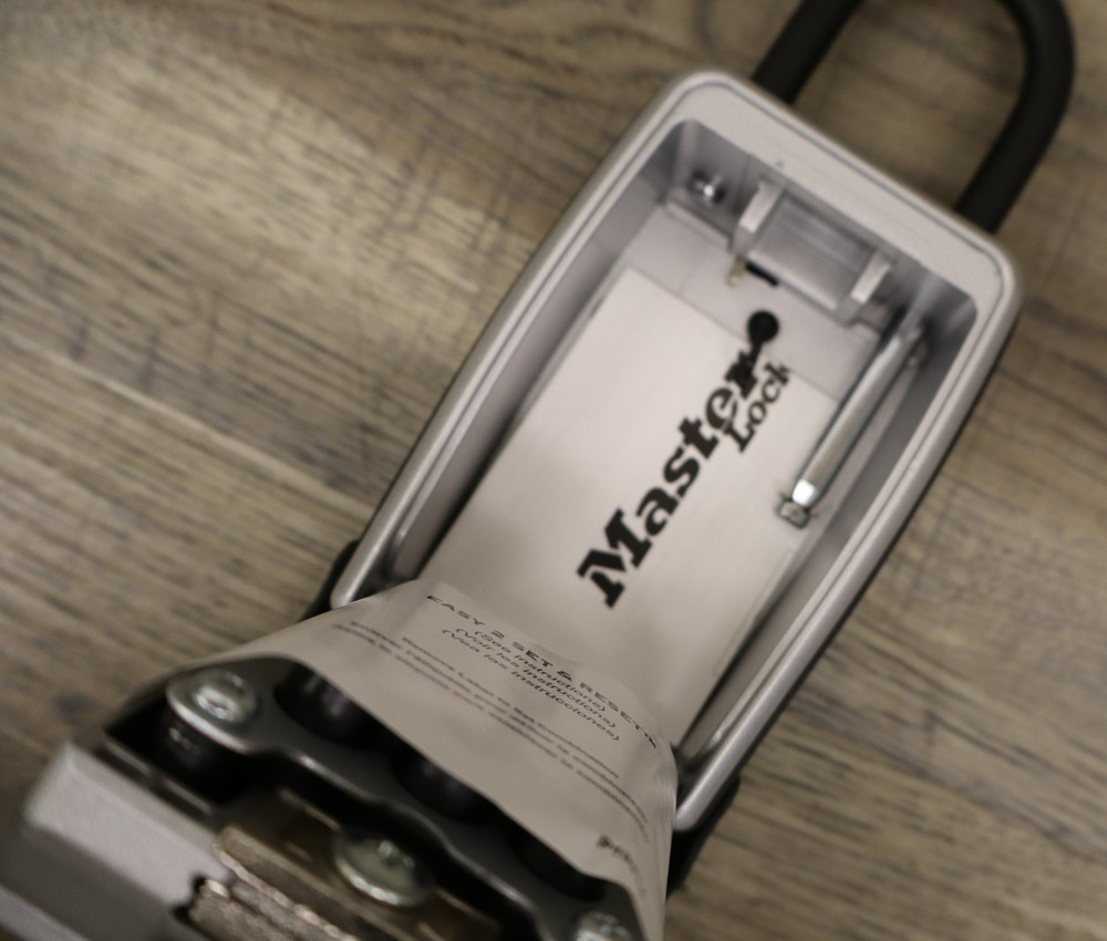 Master Lock Push Button Box Metal Black P64276