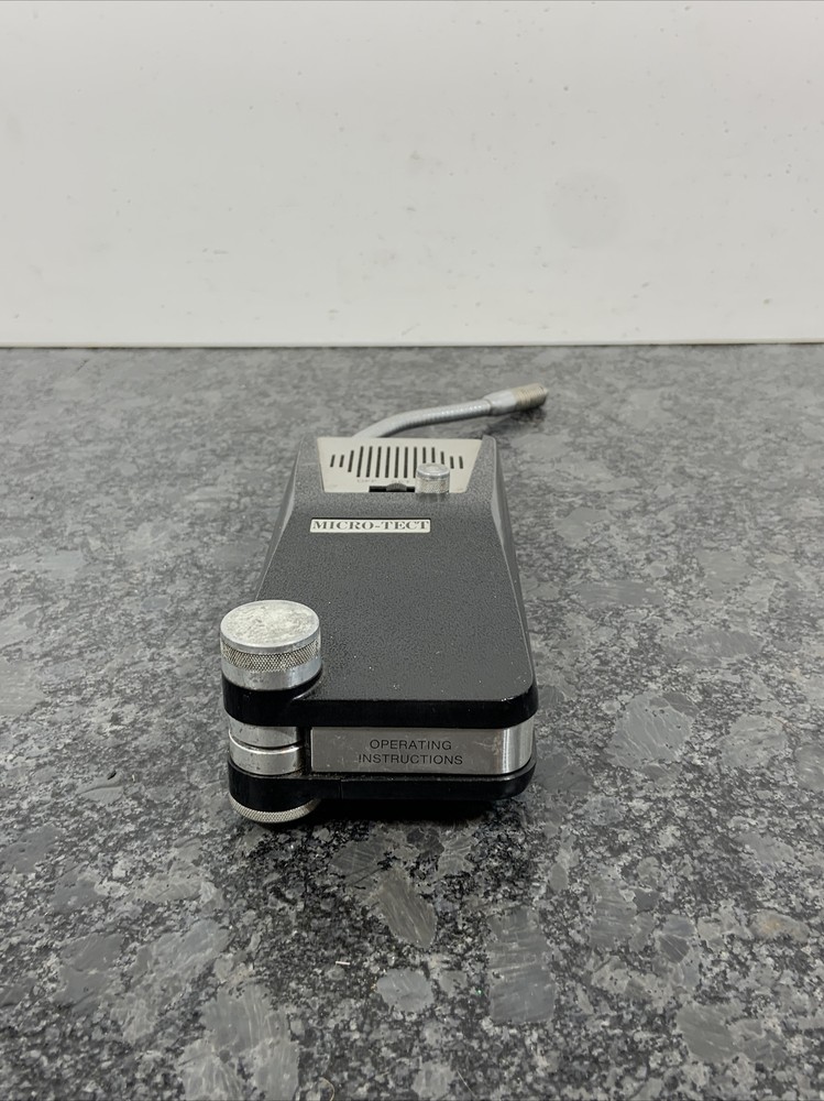 Micro-Tect Battery Operated Electronic Halogen Gas Detector, Case & Manual